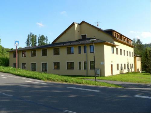 Dům s pečovatelskou službou Mokřinky